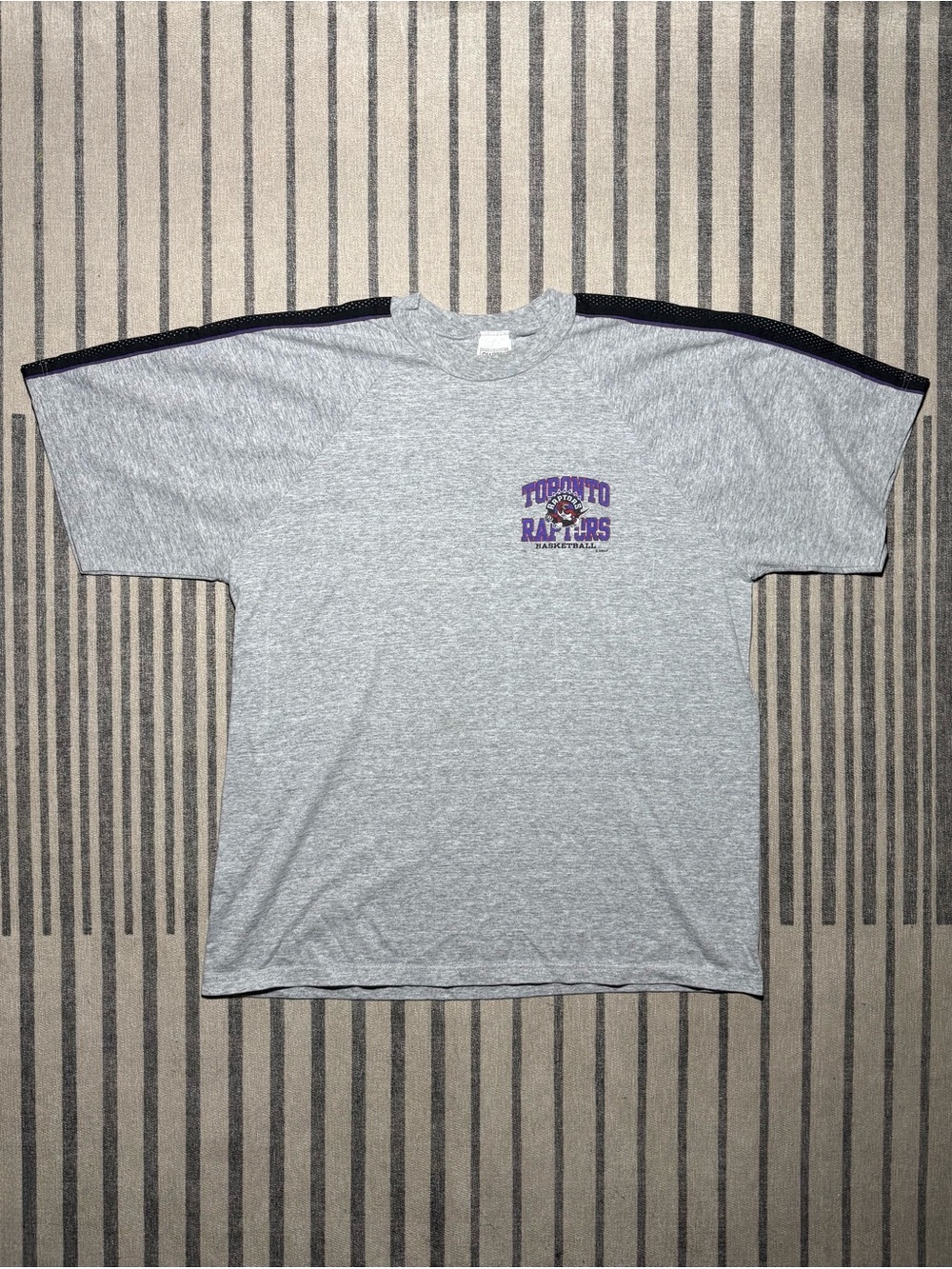 Vintage 1994 Toronto Raptors NBA T-Shirt Inaugural Season Made in Canada